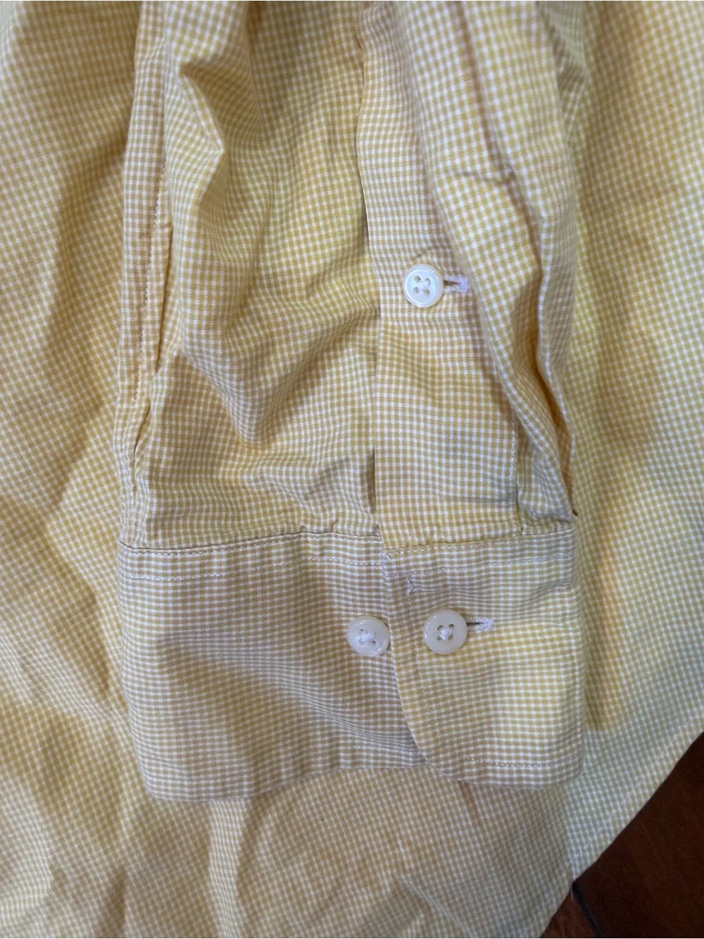 Polo Ralph Lauren collar bottom